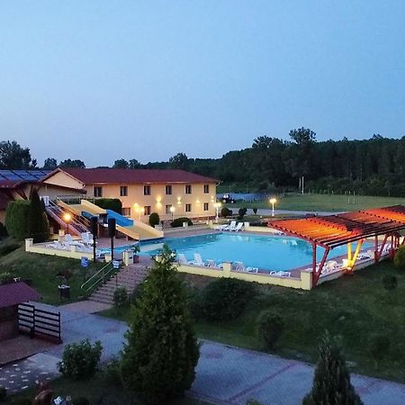 Ligetalja Termal Hotel Peneszlek Buitenkant foto