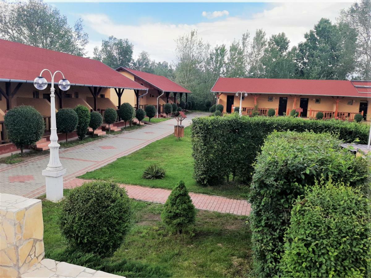 Ligetalja Termal Hotel Peneszlek Buitenkant foto