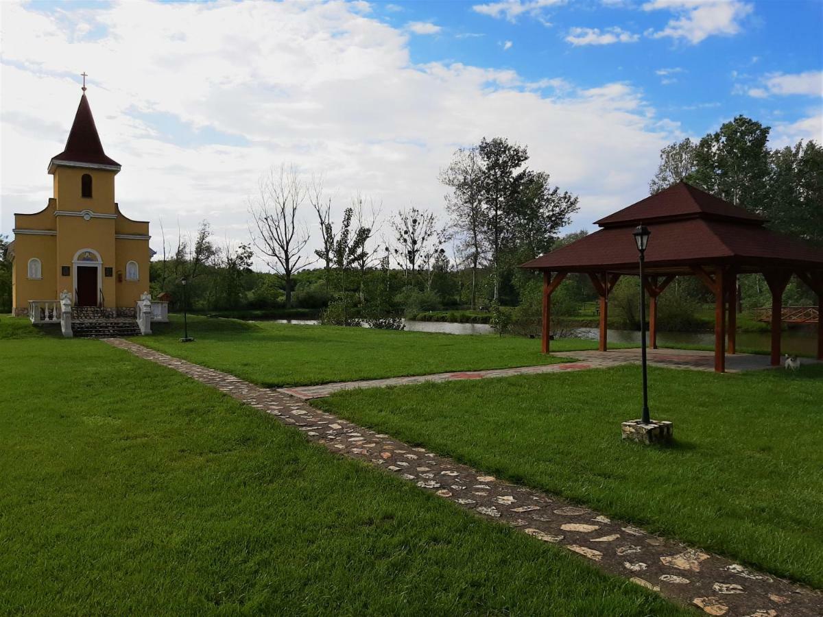 Ligetalja Termal Hotel Peneszlek Buitenkant foto