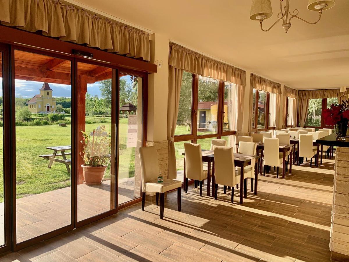 Ligetalja Termal Hotel Peneszlek Buitenkant foto