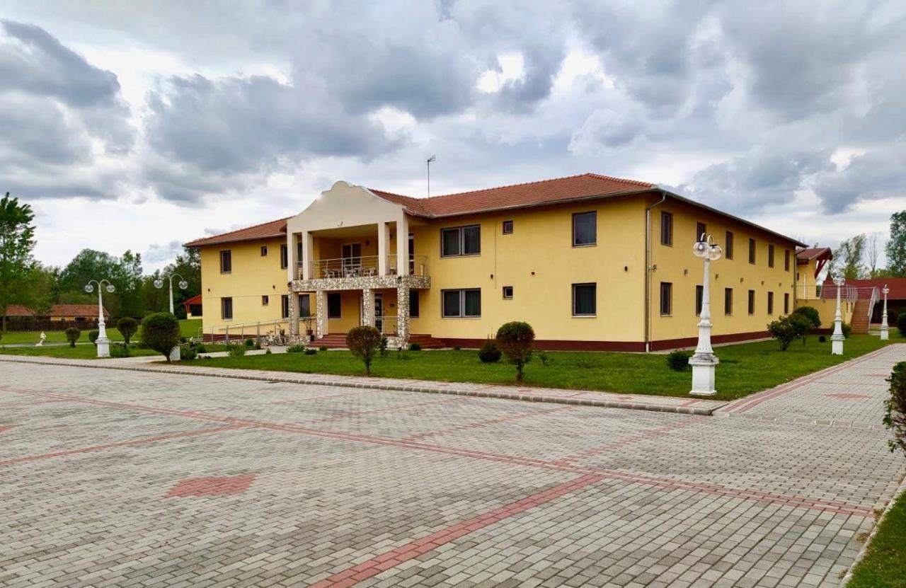 Ligetalja Termal Hotel Peneszlek Buitenkant foto