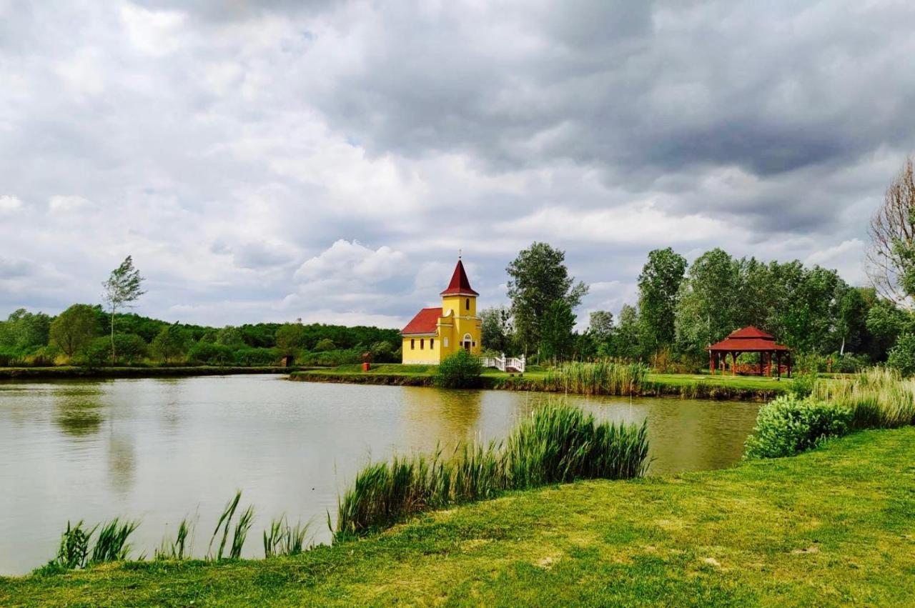 Ligetalja Termal Hotel Peneszlek Buitenkant foto
